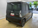当店では車両本体価格以外に、諸費用を含めた支払総額も表示しておりますので、お客様の予算にピッタリのおクルマお選びができます。コーティングやJAFをセットにしたオトクな購入パックも好評です。