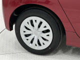 タイヤサイズは185/60R15!納車前の点検時にタイヤ交換させていただきます!