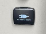 【100Wアクセサリーコンセント】消費電力100Wまでの家電が使えます。キャンプやスポーツ・アウトドアでのアクティビティはもちろん、災害・停電の際に大活躍♪