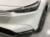 LEDヘッドライトは、点灯の瞬間から最大光量を発揮し、突然暗くなるトンネルなどでの安定感を高めます。