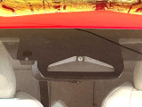 【プリクラッシュセーフティ】前方の車両等を検知し、衝突しそうな時は警報で注意を促し、ブレーキを踏む力をサポート。ブレーキを踏めなかった場合は衝突被害軽減ブレーキが作動、衝突回避をサポートします。