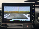 バックでの駐車が苦手な方や運転にあまり自信のない方でも後方の視界をしっかりサポート。安心して車庫入れが出来るバックカメラを装備しています!