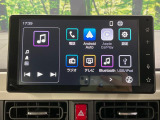【ディスプレイオーディオ】お手持ちのスマートフォンとの連携で、ナビや音楽再生など各種アプリを使用可能。スマホに近い感覚でお使いいただけます♪