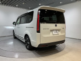 ご納車までの期間ですが、県内のお客様は2、3週間、県外のお客様は3、4週間ほどでご納車が可能となります。但し、お支払いや書類の状況によっては多少の前後もありますので、その際には何卒ご了承下さい。