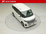 両側パワースライドドア付きだから、狭い駐車スペースなどでの乗り降りラクラク♪小さなお子さまのいるご家庭には嬉しい装備です。