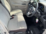 一体感のある運転席周り♪快適なドライブをお楽しみください&cap;( &acute;&forall;`)&cap;