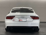 アウディにはさまざまなモデルが用意されていますが、アルファベットと数字の組み合わせでおおよその形と大きさが表現されています。