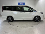 安心感のある力強い走り。静かな車内で家族とのおしゃべりが盛り上がります。