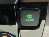 ★ECONスイッチ★ エコドライブを加速しよう!スイッチをONにすると、運転の仕方によるロスを抑え込み燃費をよくするようクルマが頑張ります(*^ー^*)燃費向上にチャレンジ♪
