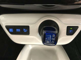電動パーキングブレーキを搭載。スイッチ操作でパーキングブレーキを作動・解除することが可能ですので、操作の力が不要ですよ♪