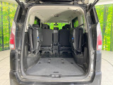 普段のお買い物や通勤、送迎等に十分な荷室スペースを確保しております。セカンドシートを倒すと、大きな荷物の積載も可能です♪