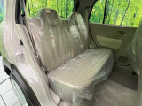 高品質なオリジナルフロアマットもオプションにてご用意しております。お好きなデザインやカラーをお車に合わせて選んでいただくことができます♪