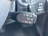 【クルーズコントロール】高速道路で便利な機能です!!アクセルを離しても一定速度で走行ができる装備です。加速減速もスイッチ操作でOKです。