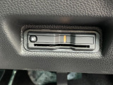 運転席左下にETCがついています。