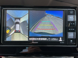 バックカメラも装備しております。車庫入れの苦手なお客様も安心!重宝してくれます!