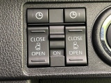 【両側パワースライドドア】スマートキーや運転席のスイッチで後席両側スライドドアの開閉が可能♪電動だから力を入れてドアを開ける必要が無く、小さなお子様でも簡単に開け閉めでき快適です♪