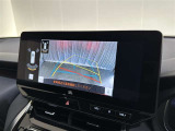 バックガイドモニターで、後方を確認しながら安心して駐車することができます。運転初心者も熟練者も必須の機能ですよ!