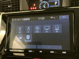 いまや必須装備「ナビゲーション」搭載!知らない場所にスイスイッとドライブ。もう、これなしではハンドルを握れませんね!でも運転中の操作は危険ですのでご注意ですね☆