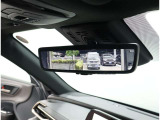 デジタルインナーミラー装備!車両後方のカメラの映像をデジタル補正で視認性を向上させてインナーミラー内に表示します♪視界を遮るものがなく、後席に同乗者がいても後方を確認しやすく安心です♪