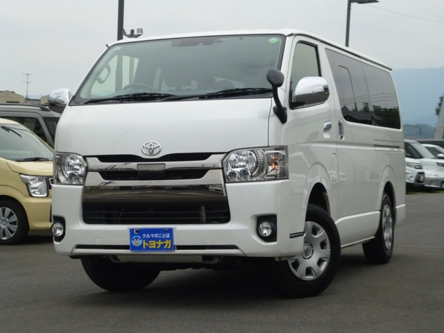 トヨタ ハイエースバン 
