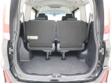 ラゲージスペースだって広々です!車種によっては床下収納やシートの折り畳み、またシートを動かして更にお荷物積めちゃいます♪