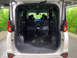 普段のお買い物や通勤、送迎等に十分な荷室スペースを確保しております。セカンドシートを倒すと、大きな荷物の積載も可能です♪
