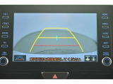 バックガイドモニターで、後方を確認しながら安心して駐車することができます。運転初心者も熟練者も必須の機能ですよ!