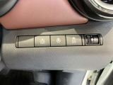 各設定スイッチは運転席周りにまとめて設置されています
