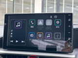 【9インチディスプレイオーディオ】お手持ちのスマートフォンとの連携で、ナビや音楽再生など各種アプリを使用可能。スマホに近い感覚でお使いいただけます♪