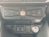 ◆エアコン◆温度の設定をしてAUTOボタンを押すだけ簡単。車内を快適な温度に保ってくれます
