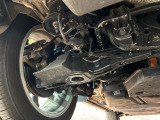 お車を安心してお乗りいただく為には、足回りの定期点検が欠かせません。サービスサポート(有償保証)では無料点検もご提供しており、安心のカーライフをお過ごしいただけるサポート体制が整っています。