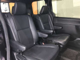 ゆとりある広々とした車内空間は、ドライブを始め買い物やレジャーなど、幅広く活躍します。一人でもみんなとでもお出かけを楽しみましょう!