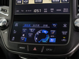 使いやすさや安全性を追求したステアリング周り!高級車ゆえにスイッチ類が多いのも特徴ですね!考え尽くされた配置ですぐに使いこなす事が出来ますのでご安心下さい!是非、体感してみて下さい!!