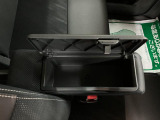大阪ダイハツ販売(株)U-CAR八尾 072-990-2990までご連絡お待ちしております☆ ご質問などお気軽にお問い合わせください!
