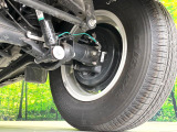 お車を安心してお乗りいただく為には、足回りの定期点検が欠かせません。サービスサポート(有償保証)では無料点検もご提供しており、安心のカーライフをお過ごしいただけるサポート体制が整っています。