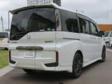 斜め後ろの画像です。是非現車をご確認ください!
