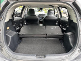 【ラゲッジスペース】リアシートを倒せばこの大容量!!ダンボールなどの大きい荷物も釣り具などの長尺物まで様々載せられそうです!!