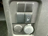 気になるお車がありましたら右の電話番号から直接お店にお問い合わせください。支払方法から車両情報、状態までなんでもご説明させて頂きます。スタッフ一同ご連絡お待ちしております。