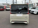 当店アクセス 車でのご来店の場合は、国道11号線沿い 高松市東部 屋島 登り口交差点東側にあります。