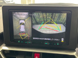 【パノラマモニター】専用のカメラにより、上から見下ろしたような視点で360度クルマの周囲を確認することができます☆死角部分も確認しやすく、狭い場所での切り返しや駐車もスムーズに行えます。