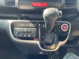 電子カードキーを携帯していれば、ブレーキを踏みながらボタンを押すだけでエンジンの始動が手軽に♪
