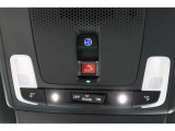緊急通報ボタンが装備されています。ホンダコネクト対応。ご利用には、Honda Total Care プレミアムのご加入が必要です。