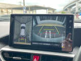 【パノラマモニター】専用のカメラにより、上から見下ろしたような視点で360度クルマの周囲を確認することができます☆死角部分も確認しやすく、狭い場所での切り返しや駐車もスムーズに行えます。