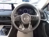 ドライバーのさまざまな体格に応じて適切な運転姿勢を取りやすいようにハンドルの前後位置と高さを調整できるチルト&テレスコピックステアリング!!