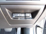 ETCももちろん搭載。いちいち料金所で停車する必要なんて当然ないです。スムーズにストレスなくドライブをお楽しみください。(※支払総額にセットアップ費用は含まれておりません。)
