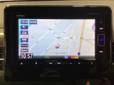 ナビゲーションはフルセグTV、インターナビ対応のGathers純正メモリーナビを搭載しています。Bluetoothオーディオ機能がありますので、スマートフォンなどの音楽も再生できます。