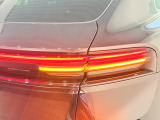 車両はすべて屋内にて保管しておりますので、綺麗な状態のお車をご覧いただけます。