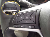 ステアリングのスイッチで「アドバンスドドライブディスプレイ」の操作が可能で車両の装備の設定等が行えます。ナビ部オーディオの操作・やハンズフリー通話が可能です。