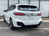 【和歌山店より信頼へのこだわり】 県下唯一のBMW正規ディーラーとしてお客様にご信頼いただけるよう、日々努めています。近畿圏外よりのお客様のお問い合わせも多数頂き、ありがとうございます。