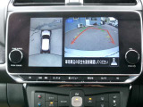 アラウンドビューモニター!空から見下ろしているかのような映像を映し出します。駐車時には安心ですよね♪